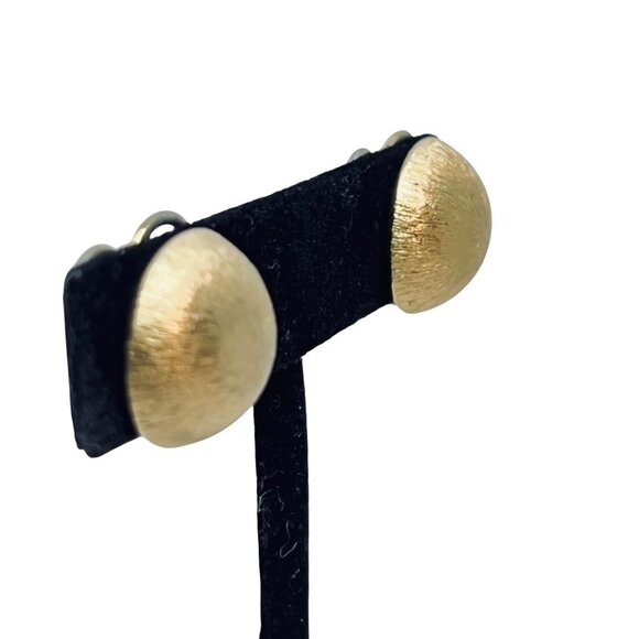 Vintage Napier Gold Tone Clip On Button Earrings Classic Dome Design (5773) - Picture 2 of 4